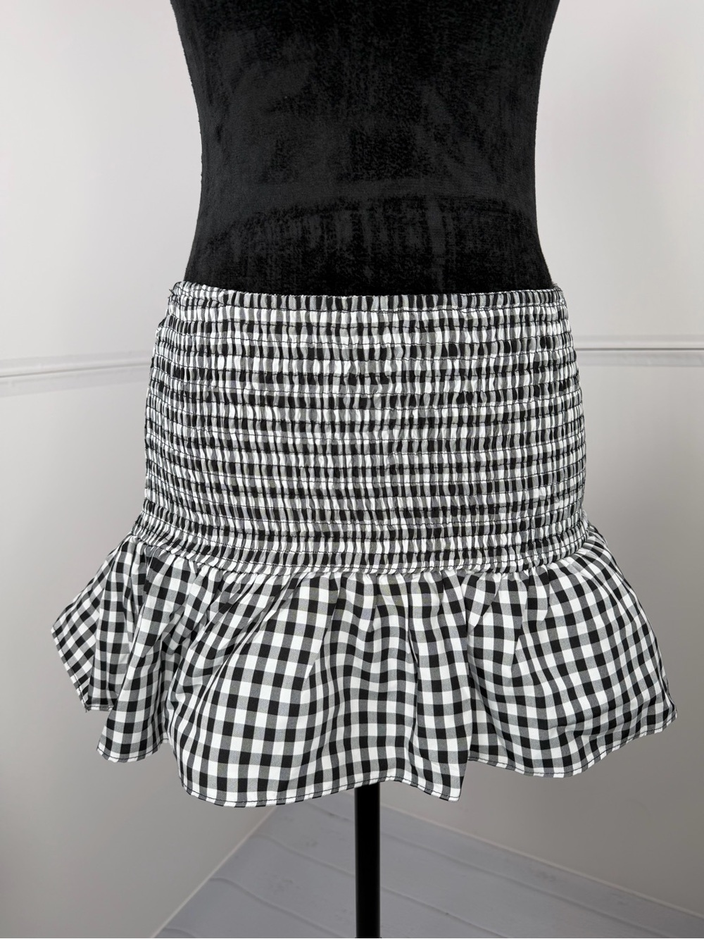 NWT PepperMayo Black White Gingham Smocked Mini Skirt Size 6 - Picture 4 of 9